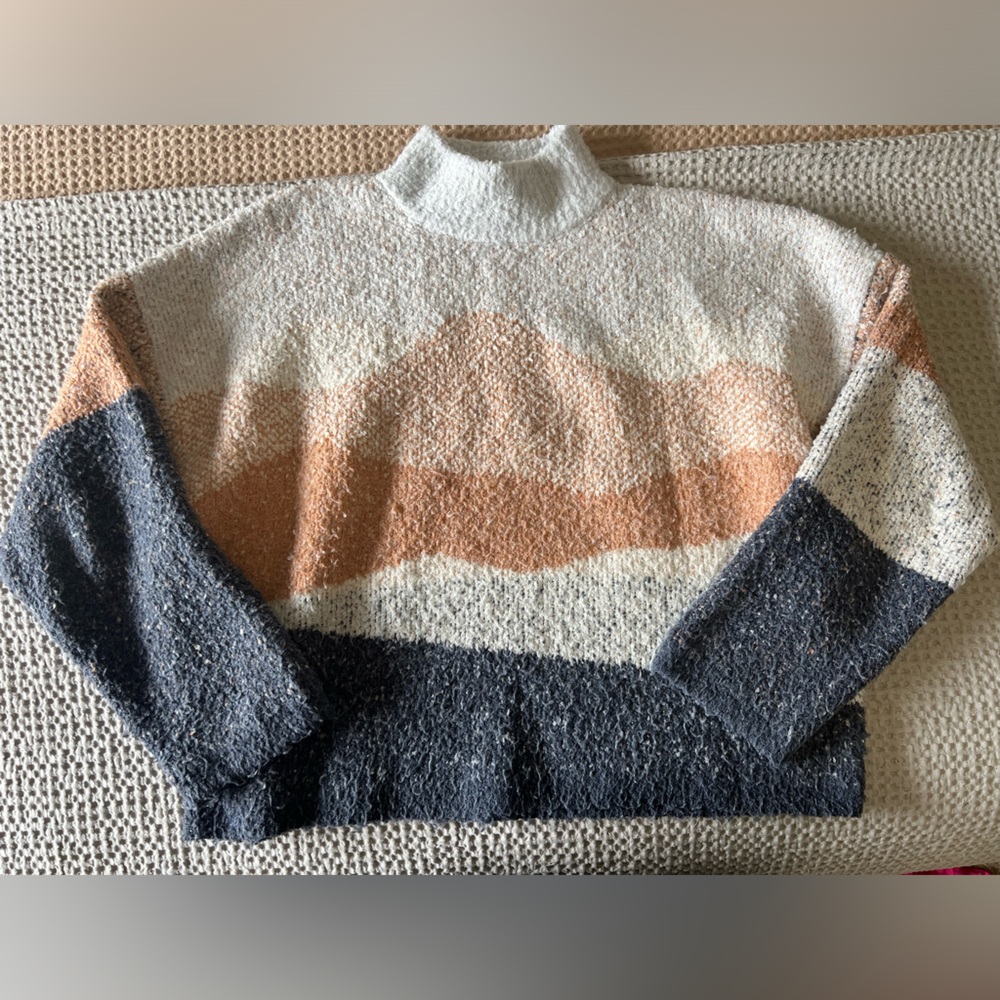 Universal Thread Womens Turtleneck Sweater